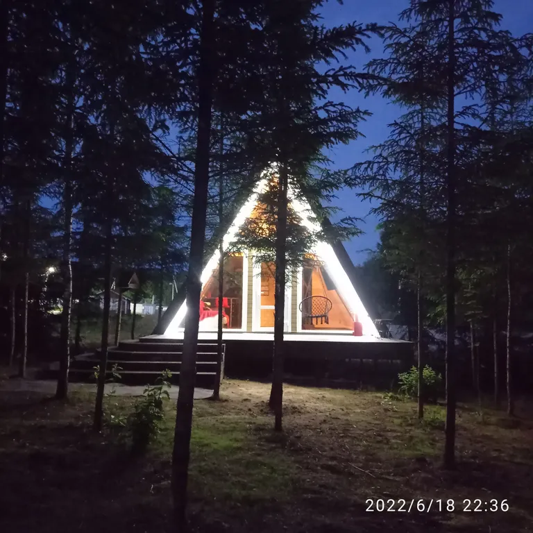 Коттедж Гостевой дом шале а-фрейм в ёлках с пятнистыми оленями и русской баней — Можайск