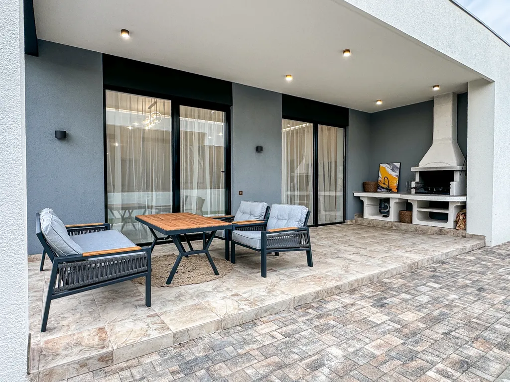 Одноэтажный загородный дом премиум класса