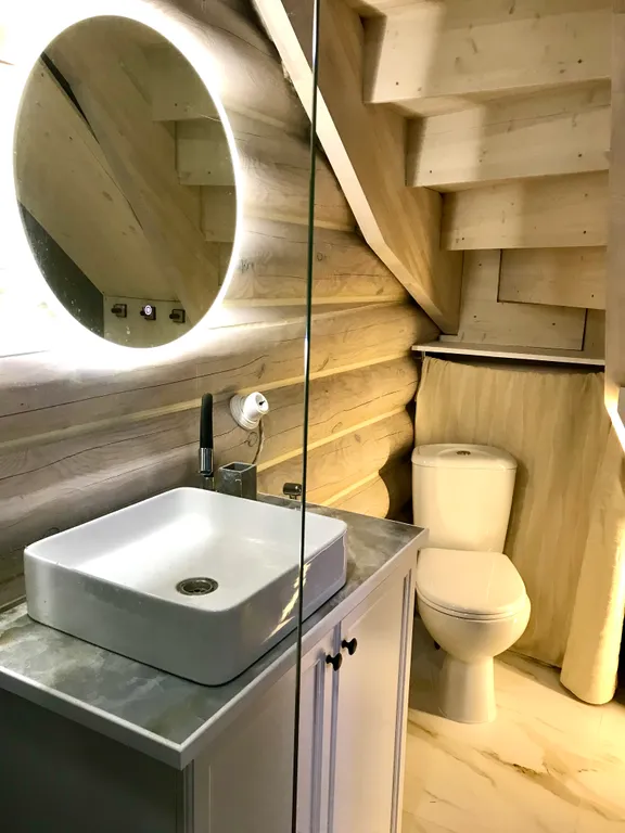 Дом на скале с видом на залив