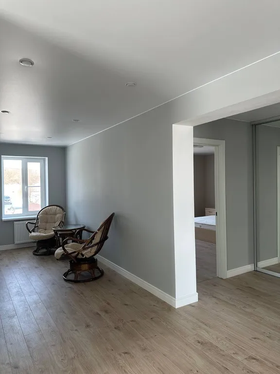 Новый, уютный дом