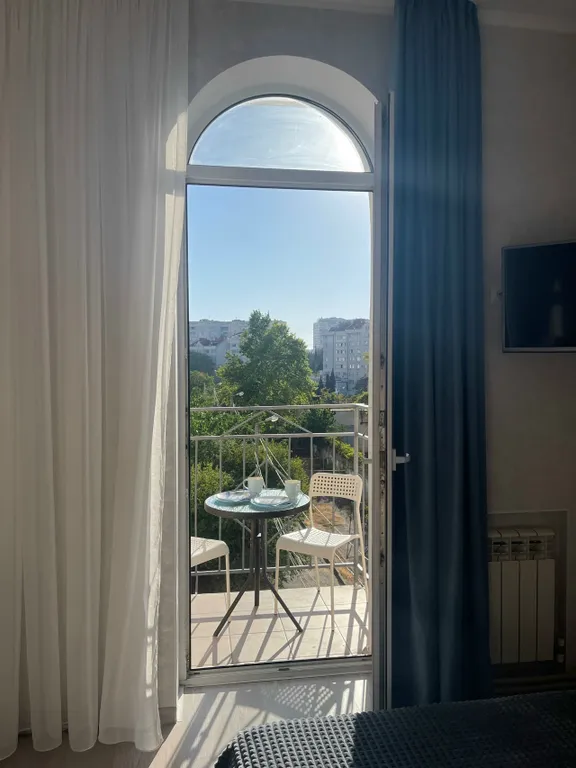 Квартира Рядом с пляжем Омега и парком Победы — аренда посуточно в Севастополь