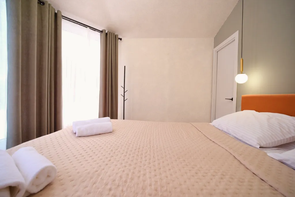 Двухэтажный дом с кухней