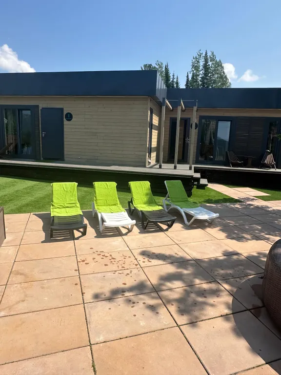 Дома с видом на гору