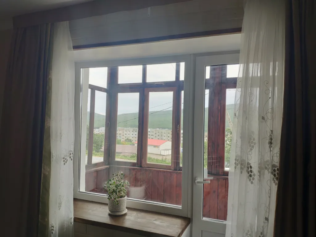 Уютная студия с дизайнерским ремонтом с видом на остров Петрова