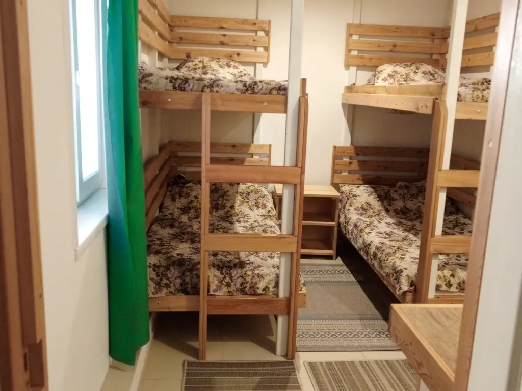 Летний отдых рядом с соленым лечебным озером