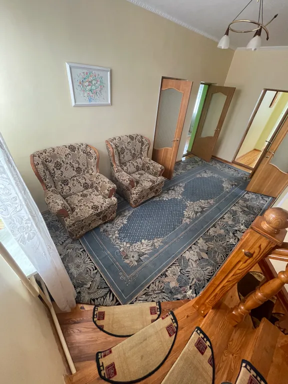 7-комнатный Дом