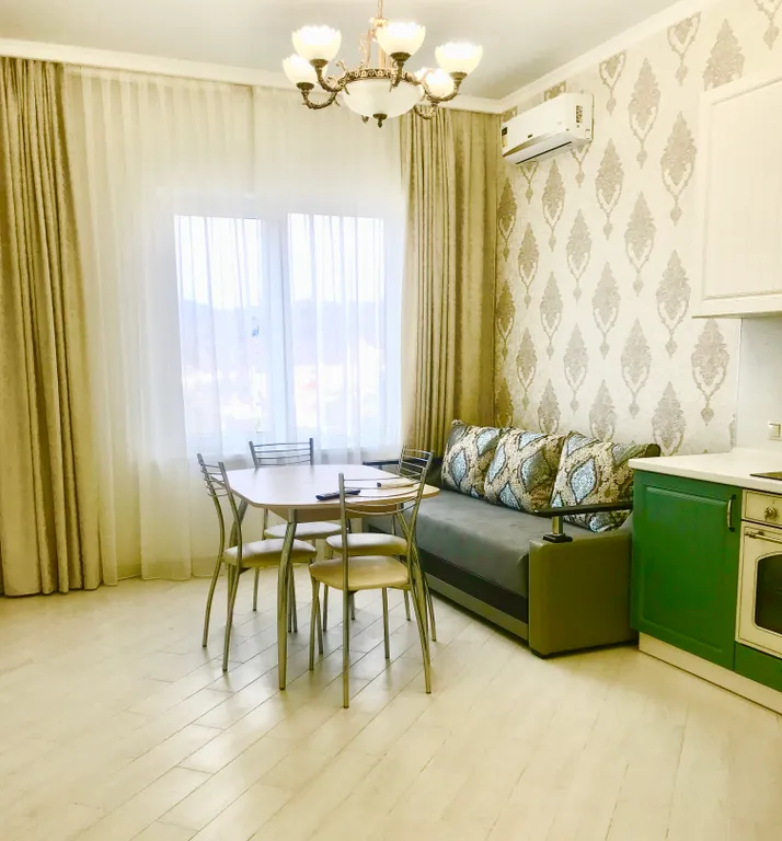 Красивый вид на море и горы в 5 минутах от пляжа