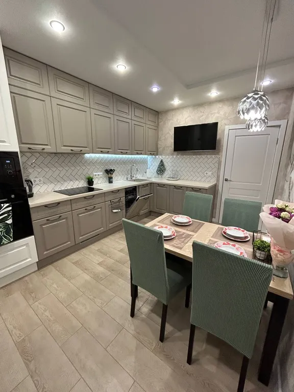 Уютная квартира с дизайнерским ремонтом в юго-западном районе Саранска — аренда посуточно в Саранск