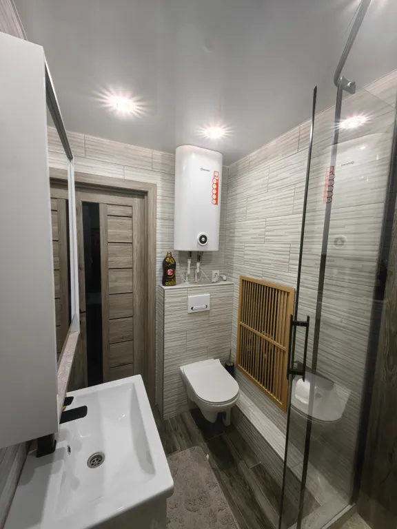 Квартира в центре города, Полярные зори