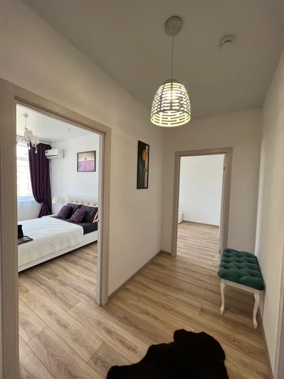 2к квартира с видом на бассейн ЖК «Кипарис»