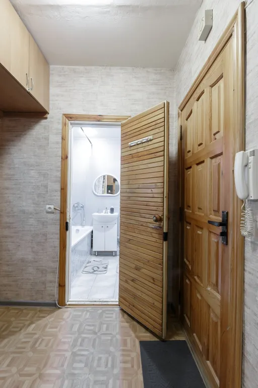 Недорогая 1-комнатная квартира возле БТИ, смоленского архива