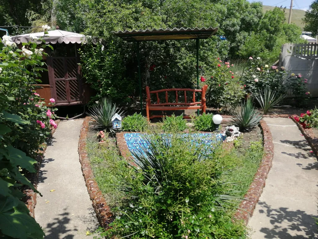 Уютный дом в тихом районе