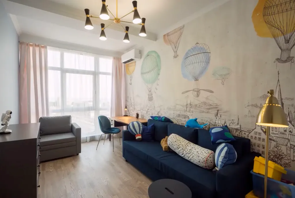 Дизайнерская большая квартира на берегу моря