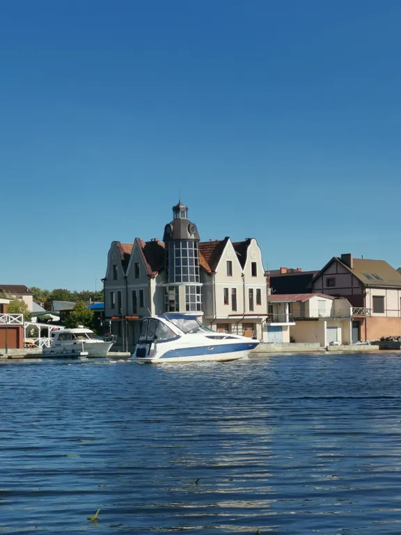 Коттедж Коттедж Таунхауз на берегу реки — Калининград