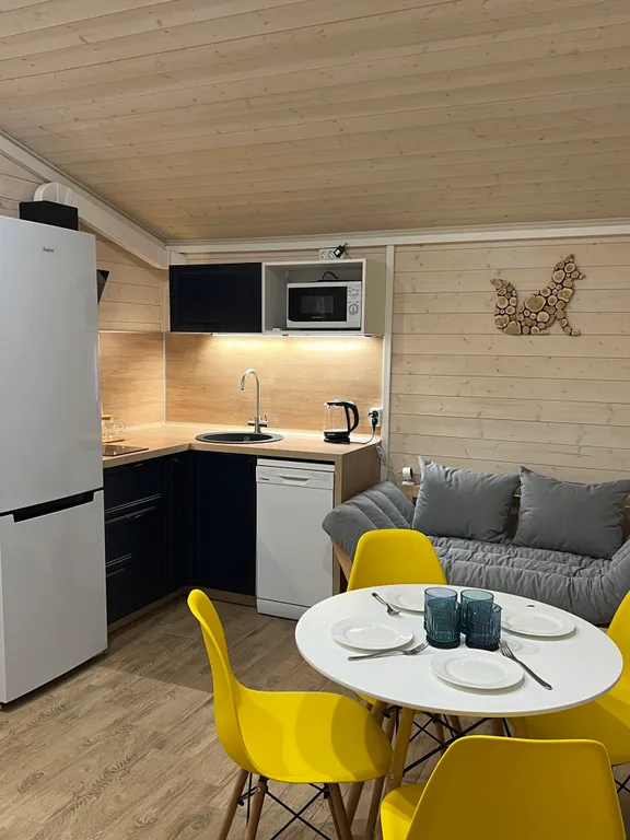 Коттедж Коттедж Логово Тигра — Стеклянный