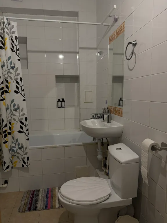 Трёхэтажный Дом в 15 м от моря вмещает до 12 взрослых гостей