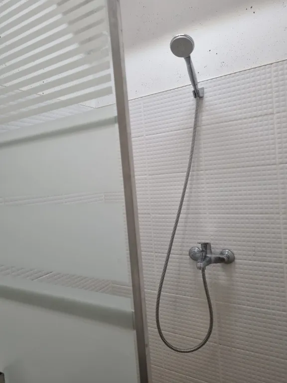 Дом и теннисный корт, сауна, камин недалеко от реки Москвы