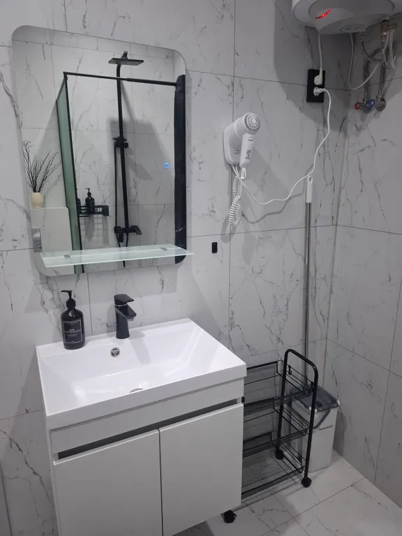 Видовые апартаменты-студия на 1-ой береговой