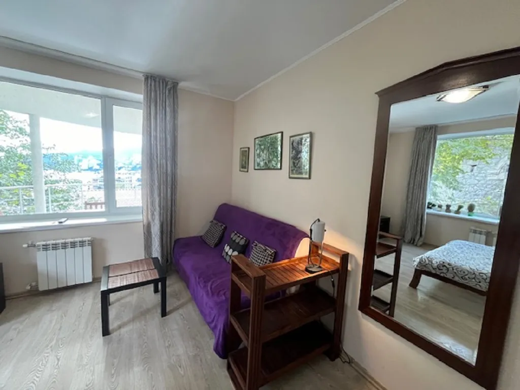 Коттедж 2-комнатный Дом — Ялта