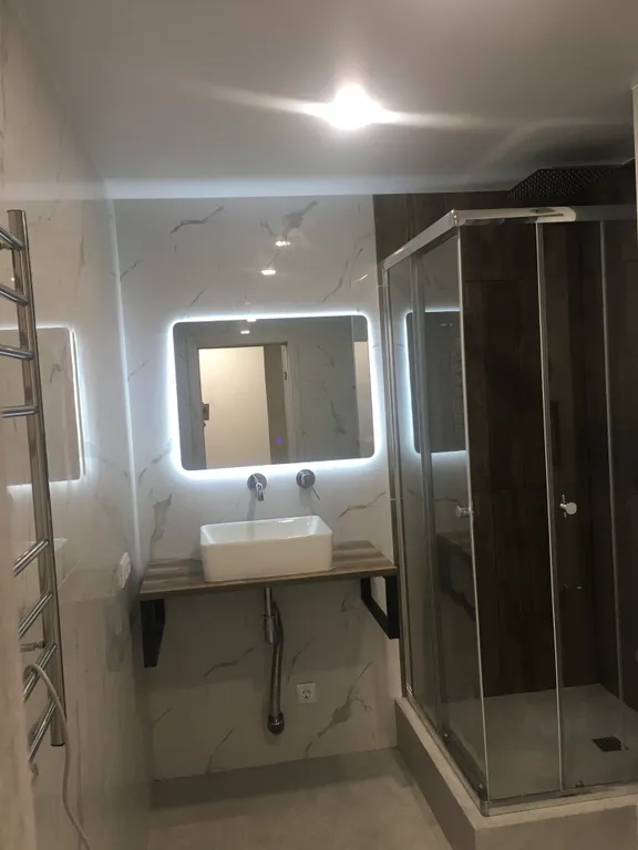 Однокомнатная, большая студия, новая, теплая,  уютная