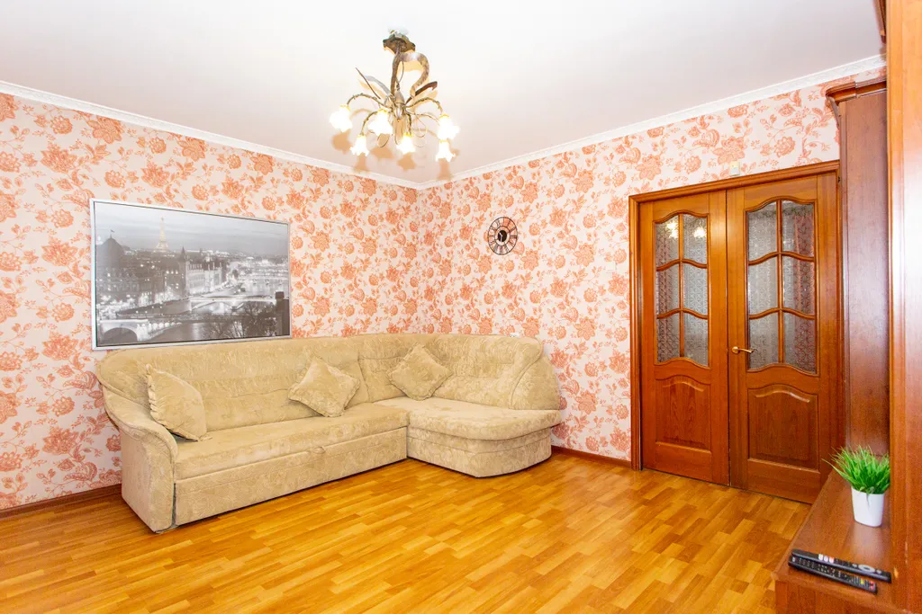 Квартира Комфортная 4-комнатная квартира в центре для большой компании — Новосибирск