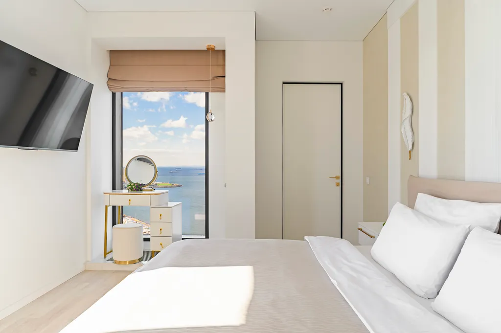 Двухкомнатная квартира в первом небоскрёбе Владивостока!