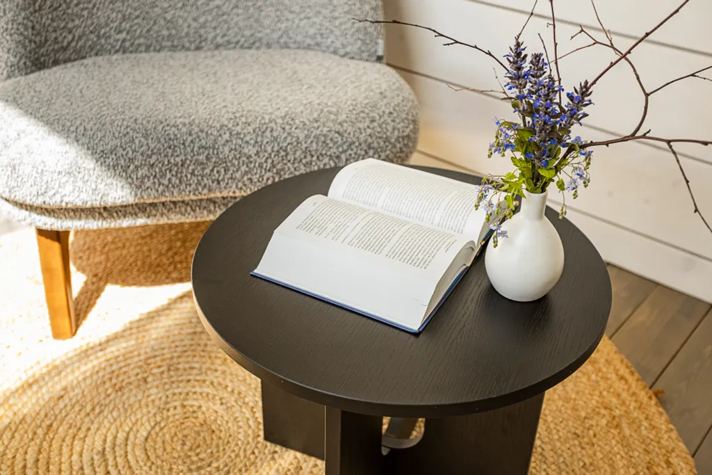 Уютный большой дом с видом на реку