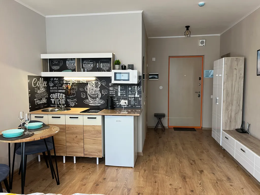 Апартамент у метро со всеми удобствами