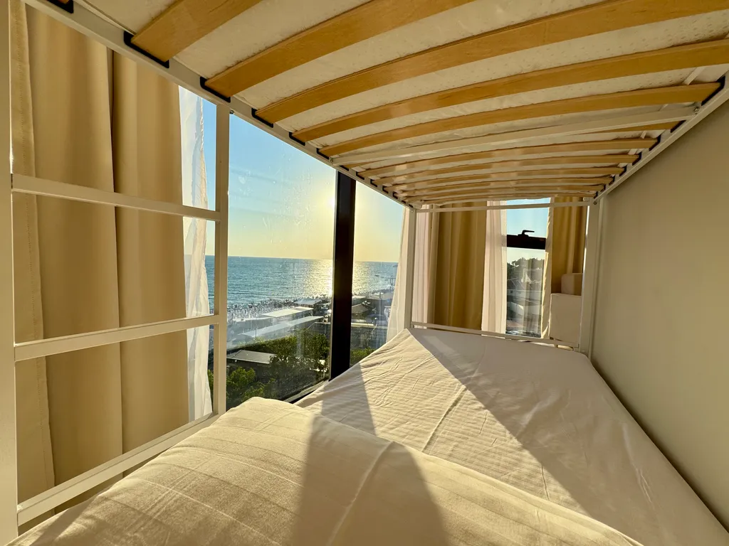 Люкс с панорамным видом на море