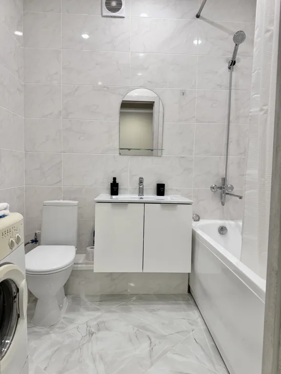 Уютная квартира рядом Ледовым дворцом и Дворцом водных видов спорта