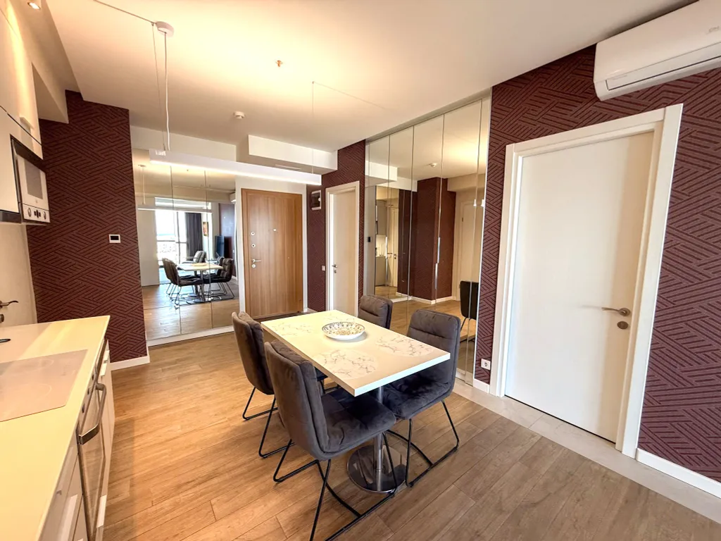 Двухкомнатная квартира с видом на море, Porta Batumi Tower