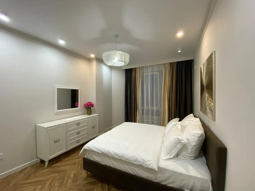 Двухкомнатный апартамент в стиле Неоклассика в центре Нальчика