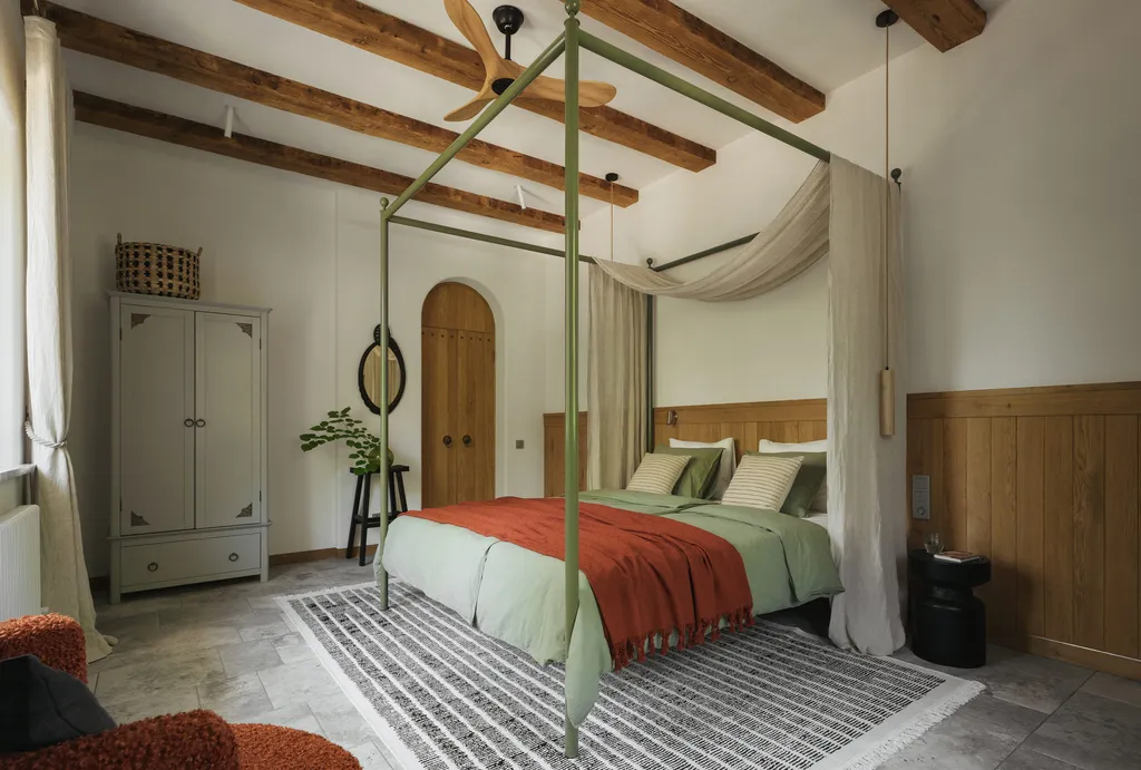 Апартаменты с балконом в историческом районе Калининграда