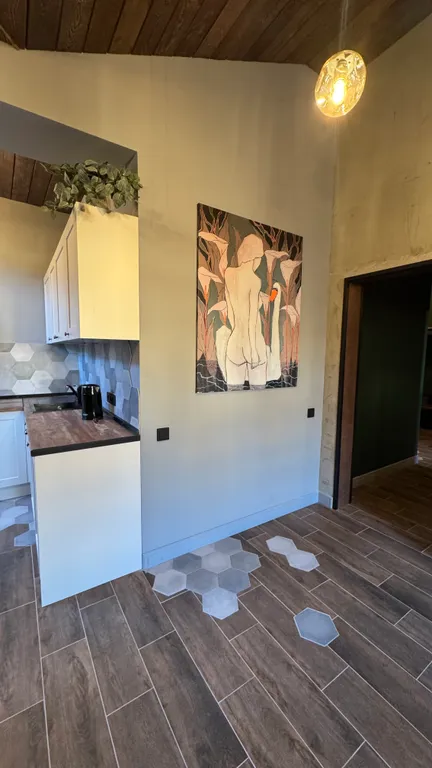 Апартамент Synth Wave