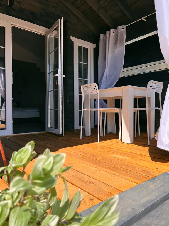 Коттедж Гостевой домик Золотые дюны — Кучугуры