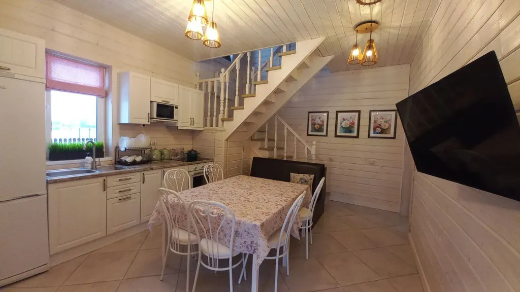 Дом с сауной на краю леса