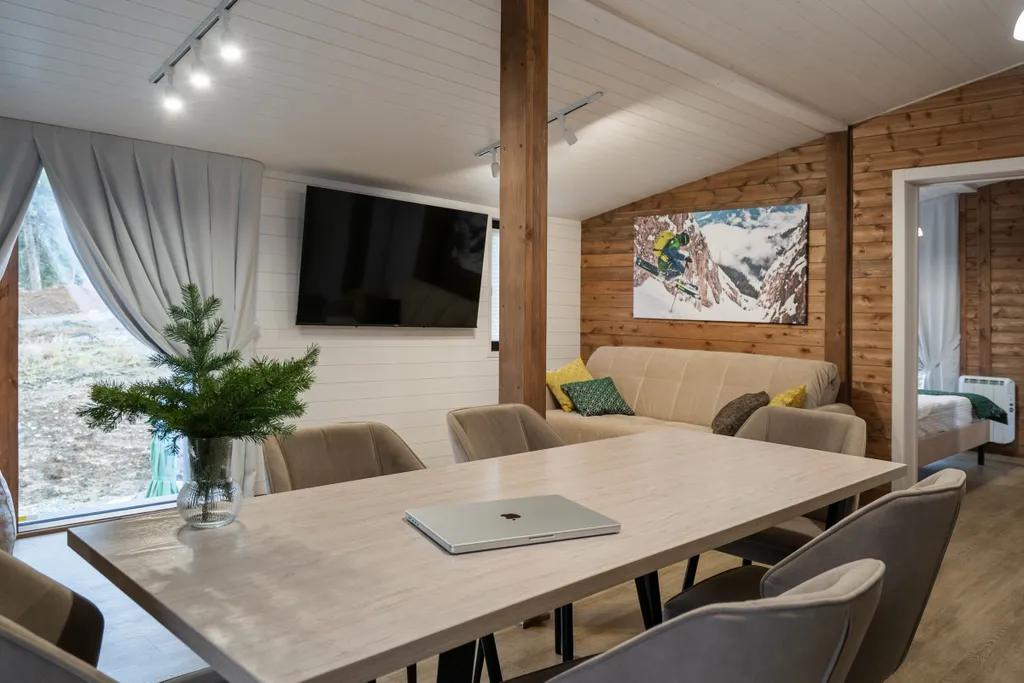 4-комнатный Дом