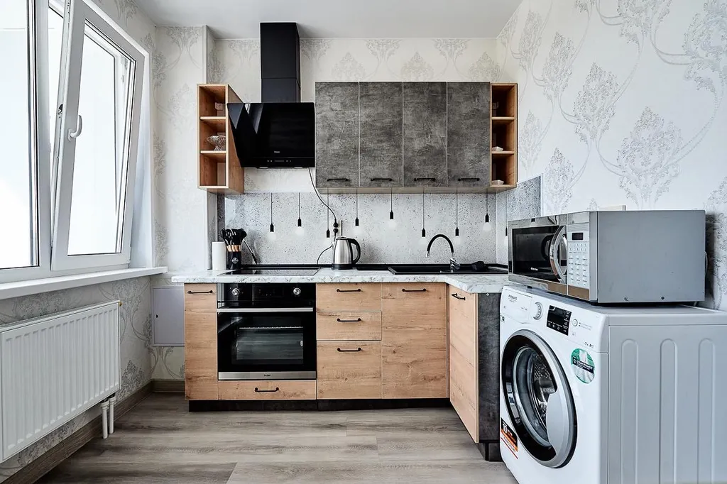 Светлые тёплые апартаменты с видом на горы и город