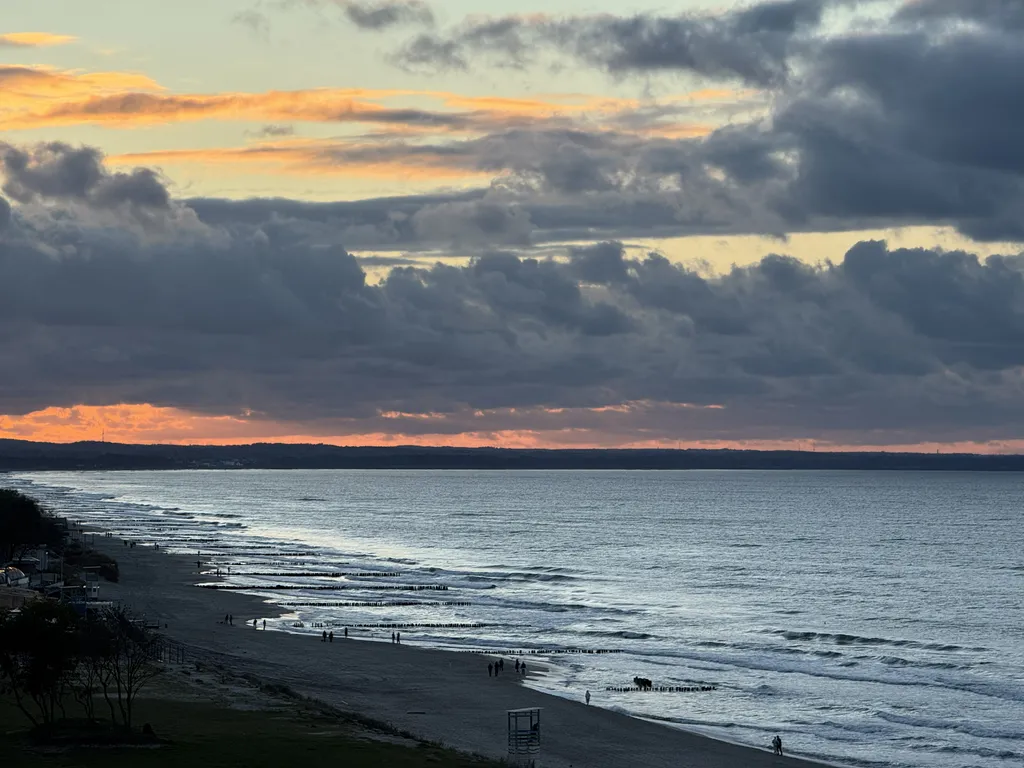 Квартира на первой береговой линии с видом на море в стиле лофт