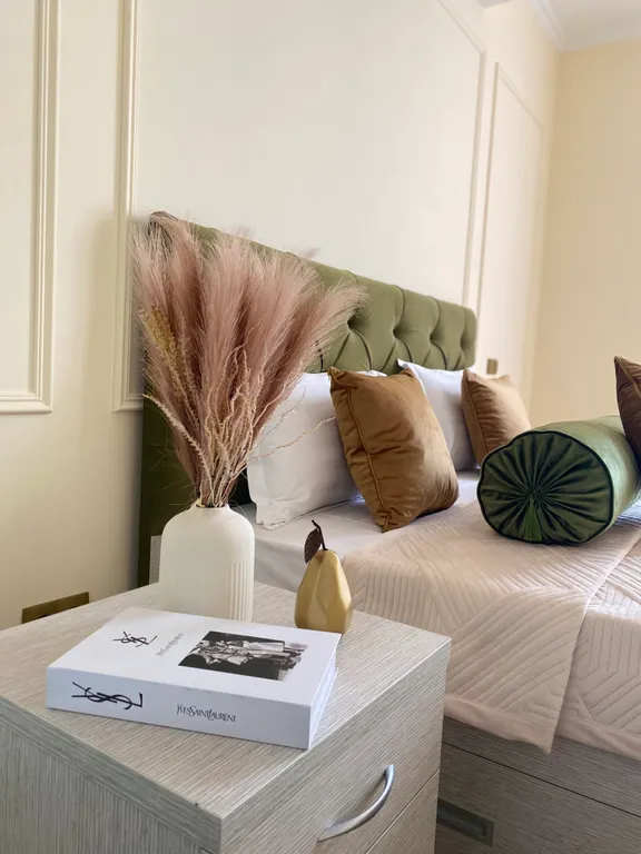 Оливковый люкс около парка 28 Панфиловцев