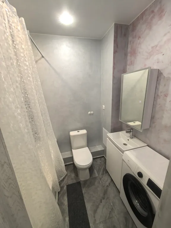 Центр, свежий ремонт, студия