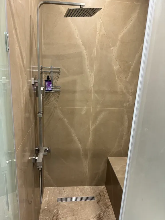 Двухэтажный дом с баней на дровах и мангальной зоной