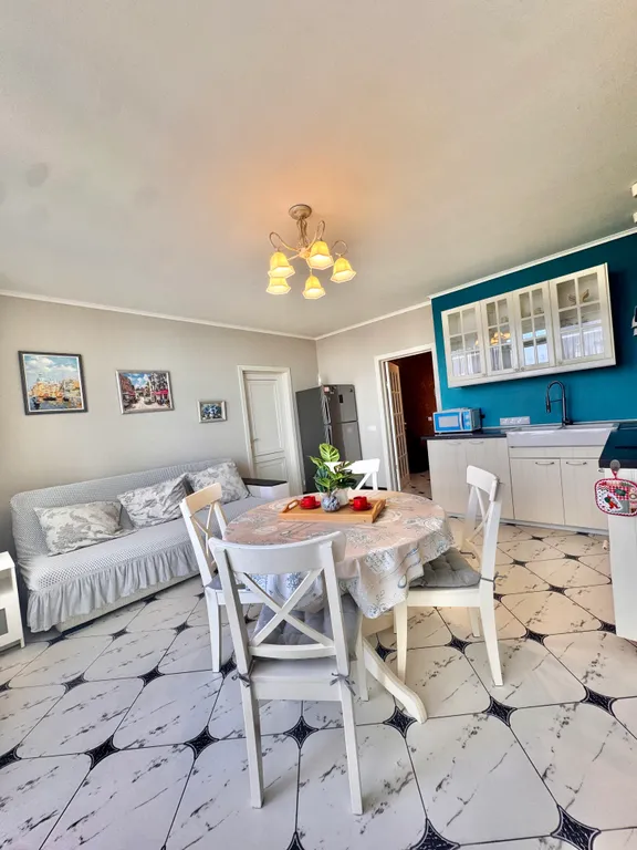 Квартира Семейные апартаменты с видом на море — Адлер