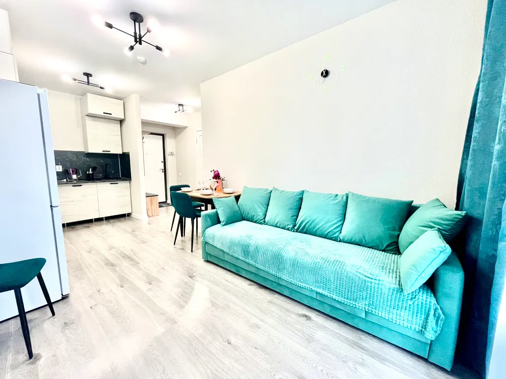 Квартира Квартира Яркая евродвушка — Бугры