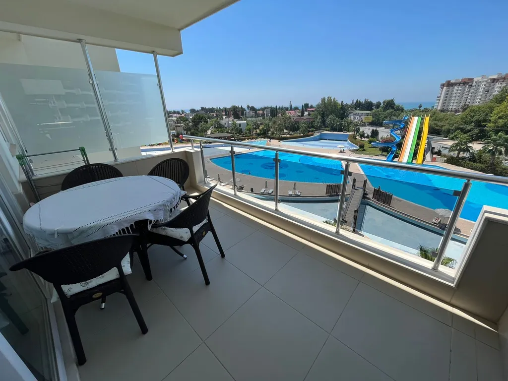 Апартаменты в элитном комплексе Липарис 7