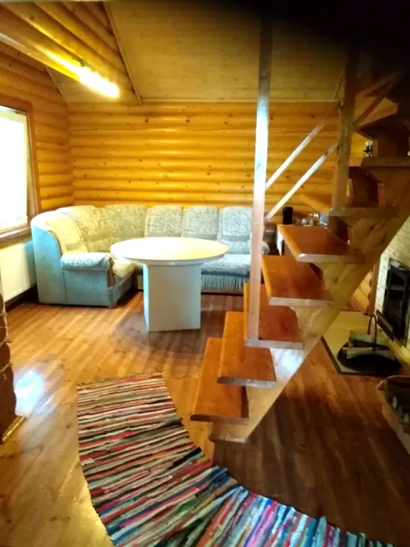 Дом - баня на берегу реки