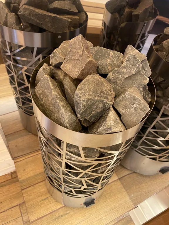 Дизайнерский дом с сауной и джакузи