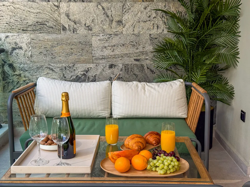 Legend премиум апартаменты у моря