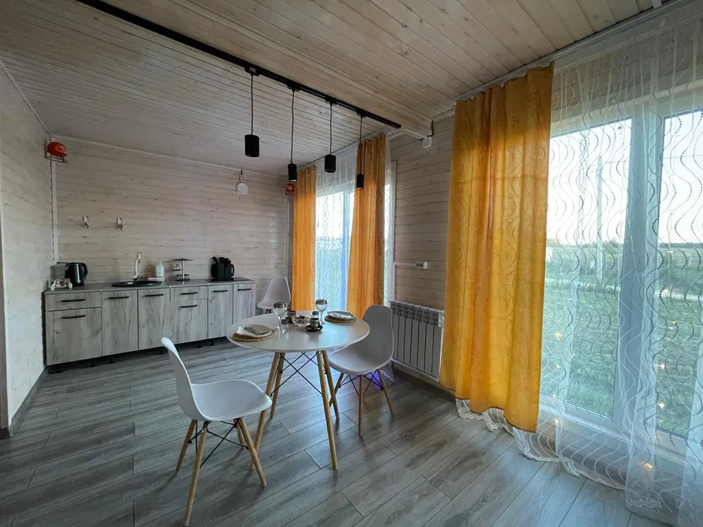 Коттедж Загородный дом с видом на поле и лес — Санкт-Петербург