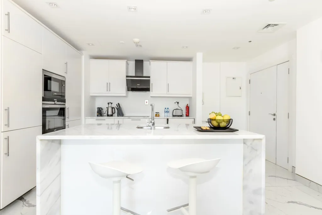 Стильная трёхкомнатная квартира